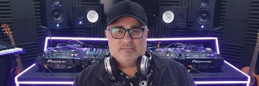 FALE CONOSCO PEL TELEGRAM  21  99570 1628  ou  EMAIL :   jazzgroovefm@gmail.com